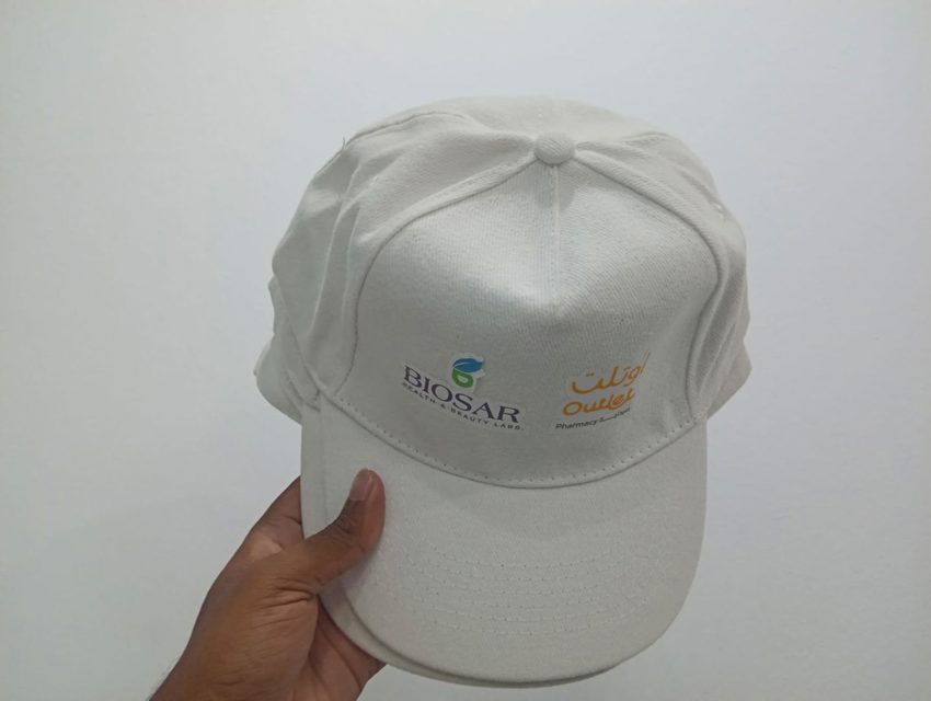 Caps